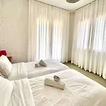 Katerina מלון דירות 3*