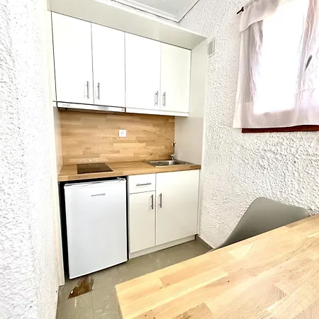 Hotel apartamentowy Katerina Néos Pírgos