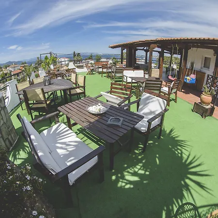 Hotel apartamentowy Katerina Néos Pírgos