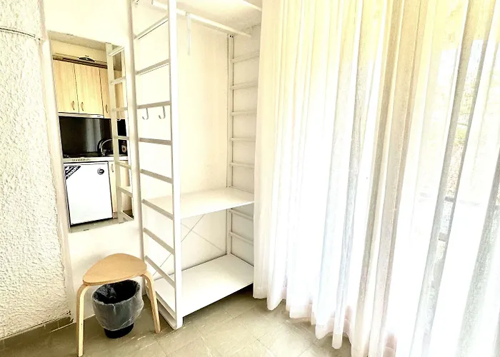 Katerina 아파트호텔